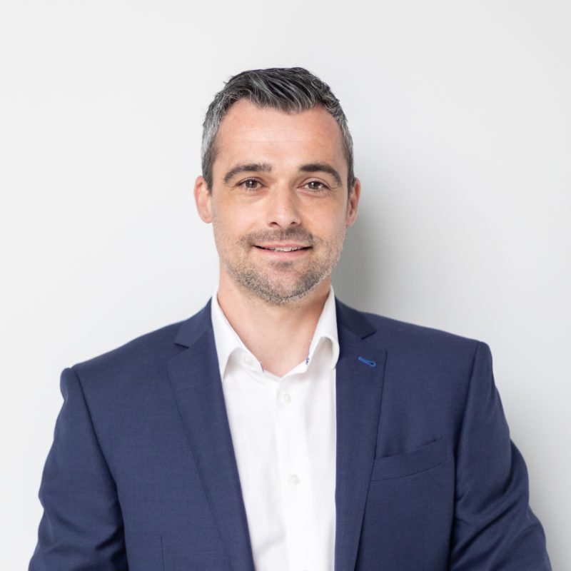 Headshot of Damien Smith
