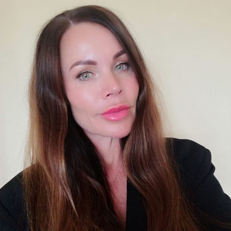 Headshot of Emma McLaughlin