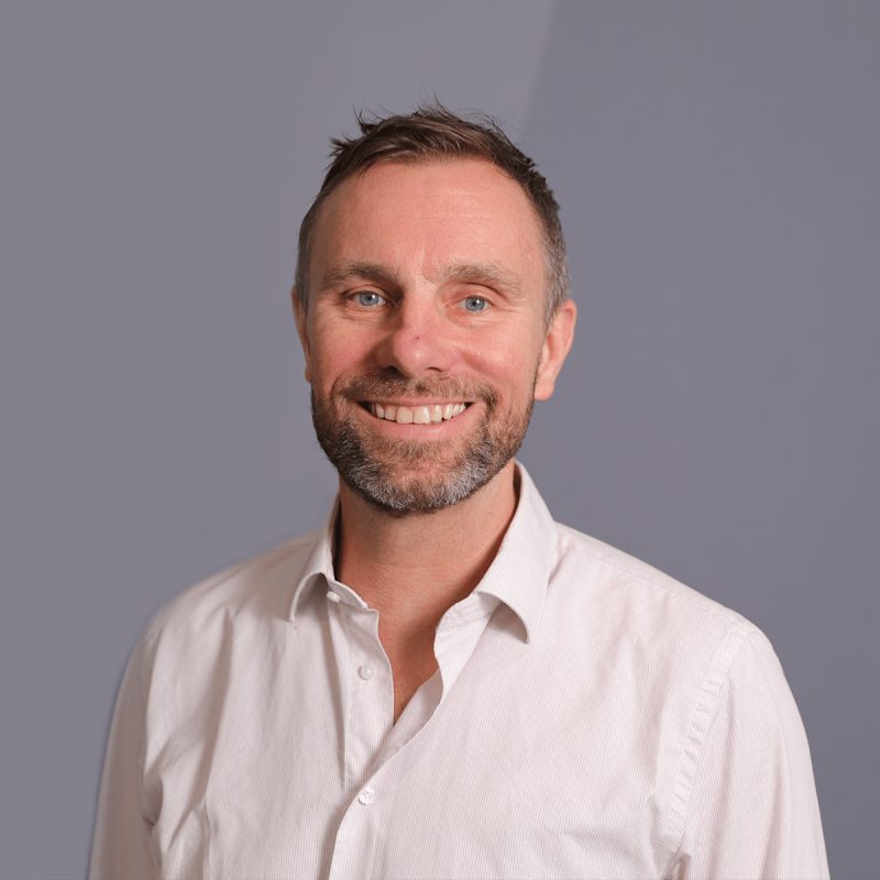 Headshot of Robert Fellows