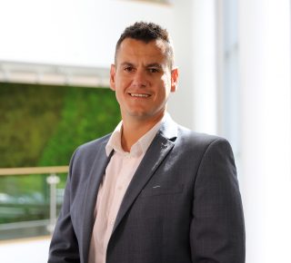 Headshot of Kevin Robins