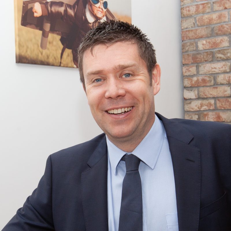 Headshot of Mark Sansum