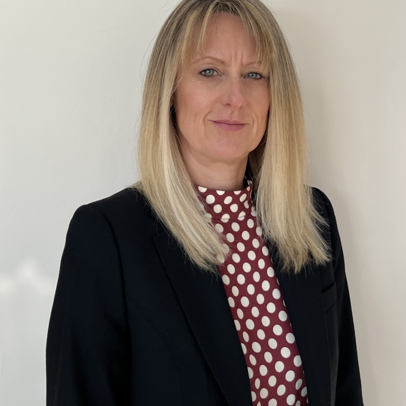 Headshot of Kate Hurst