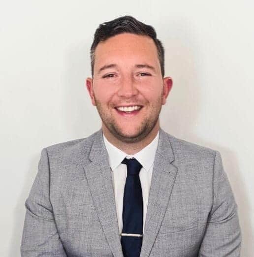 Headshot of Sebastian Tempest