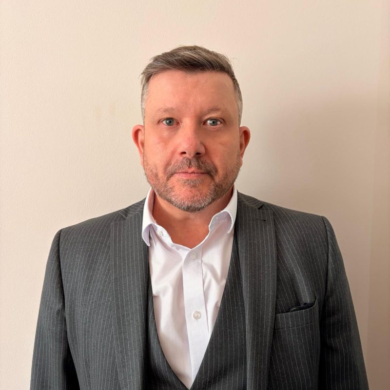 Headshot of Mark Ryan